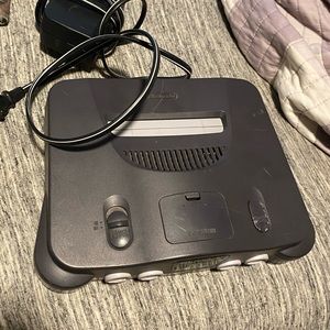 N64 BUNDLE THROW ME AN OFFER